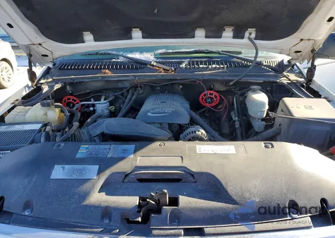 2005 GMC Sierra K2500 Heavy Duty из США, поврежденный, VIN 1GTHK29U35E111229